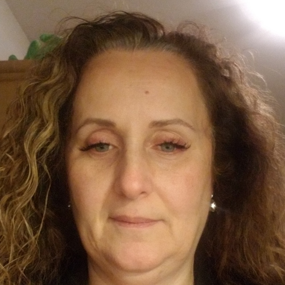 Meet your Posher, Eluisa